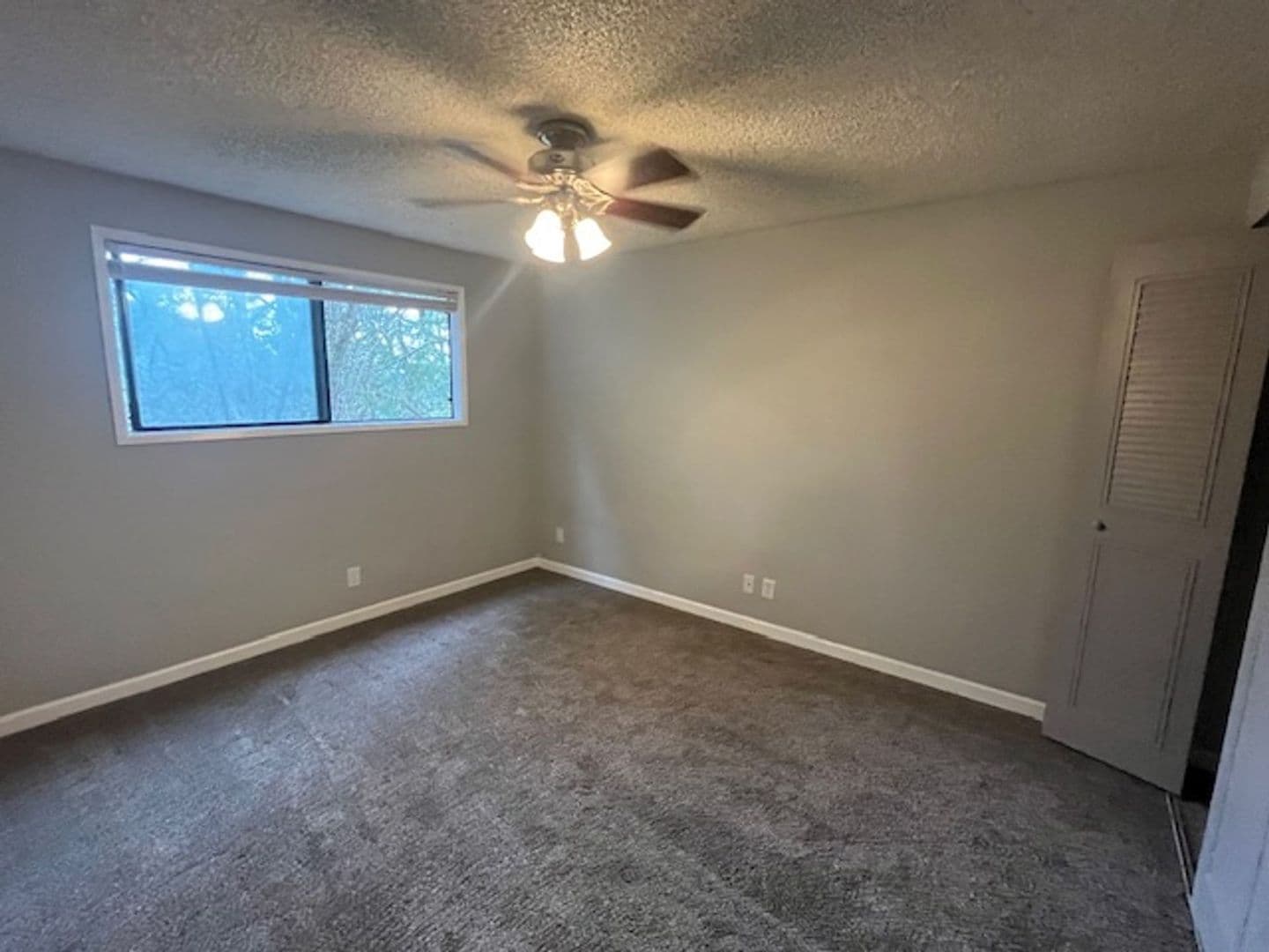 Eugene Apartment: 5477 Donald St