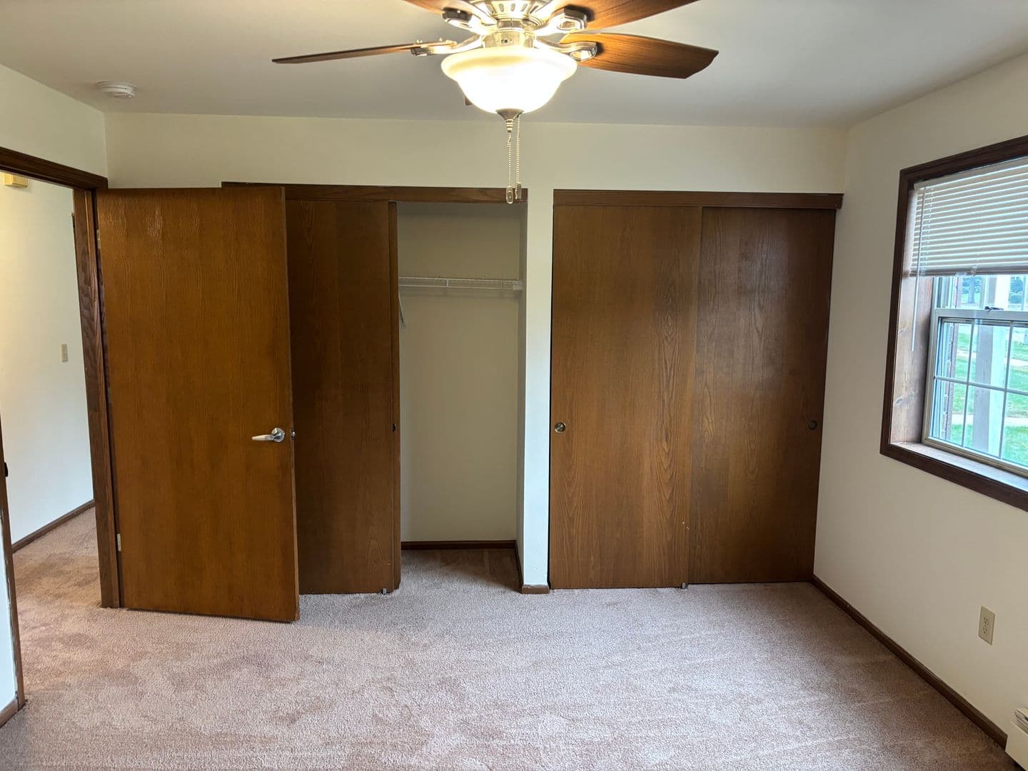 West Bend Apartment: 410 S River Rd