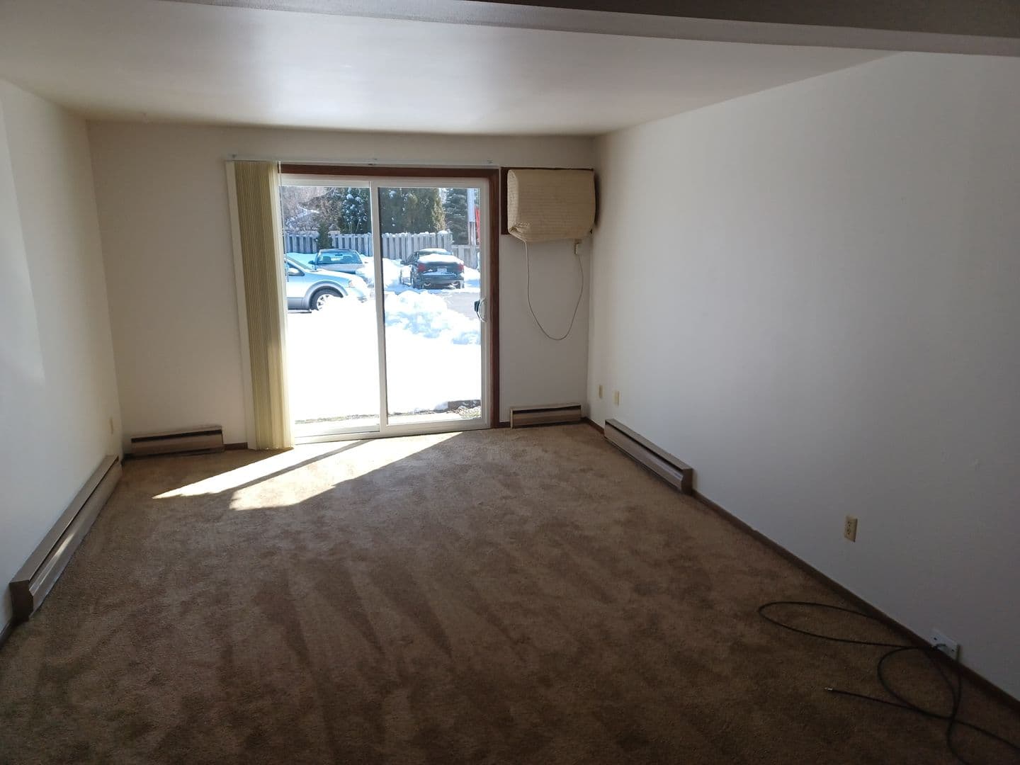 Sheboygan Apartment: 1015 Willow Ave
