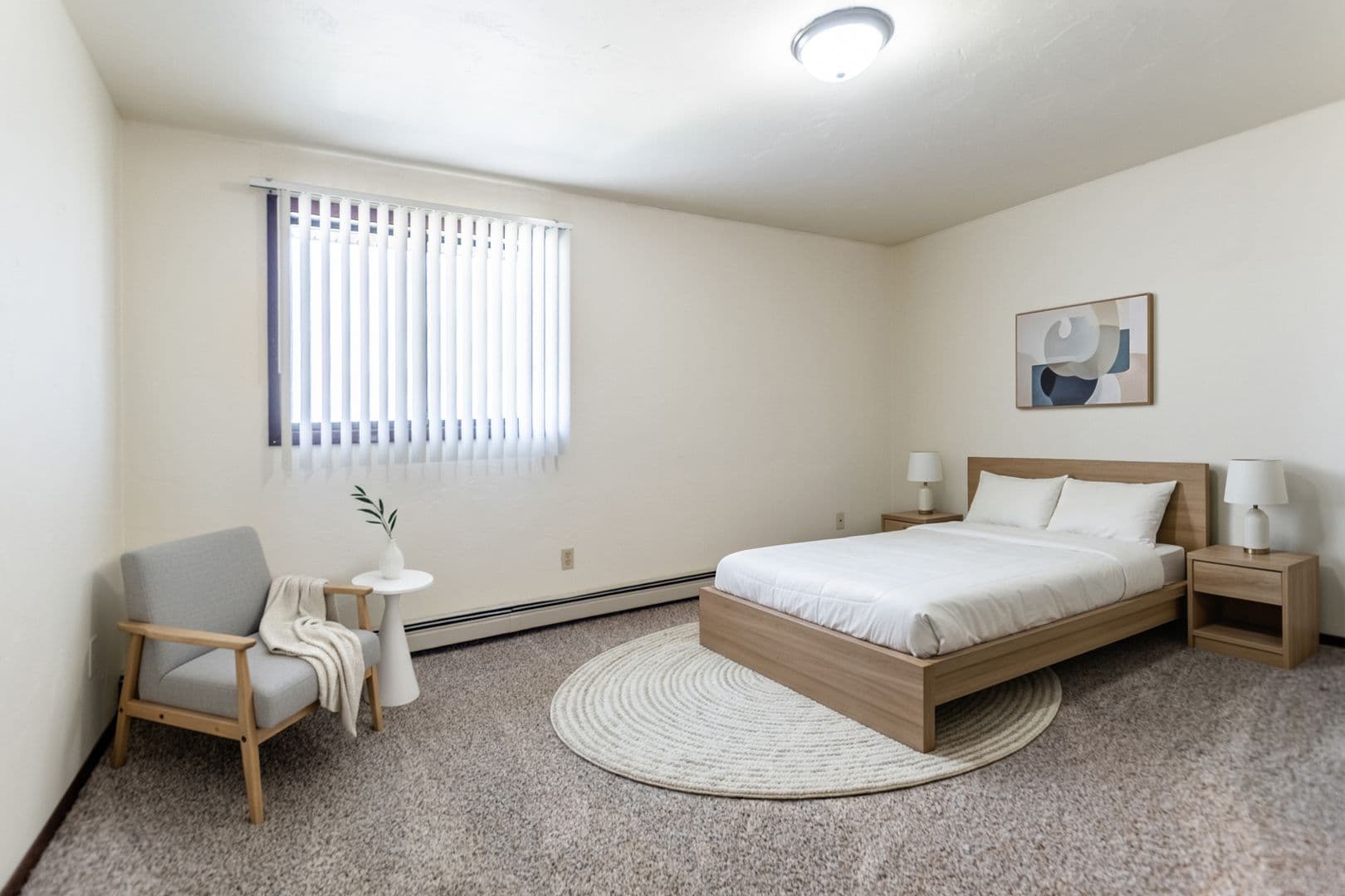 Green Bay Apartment: 1398 Kingston Terrace