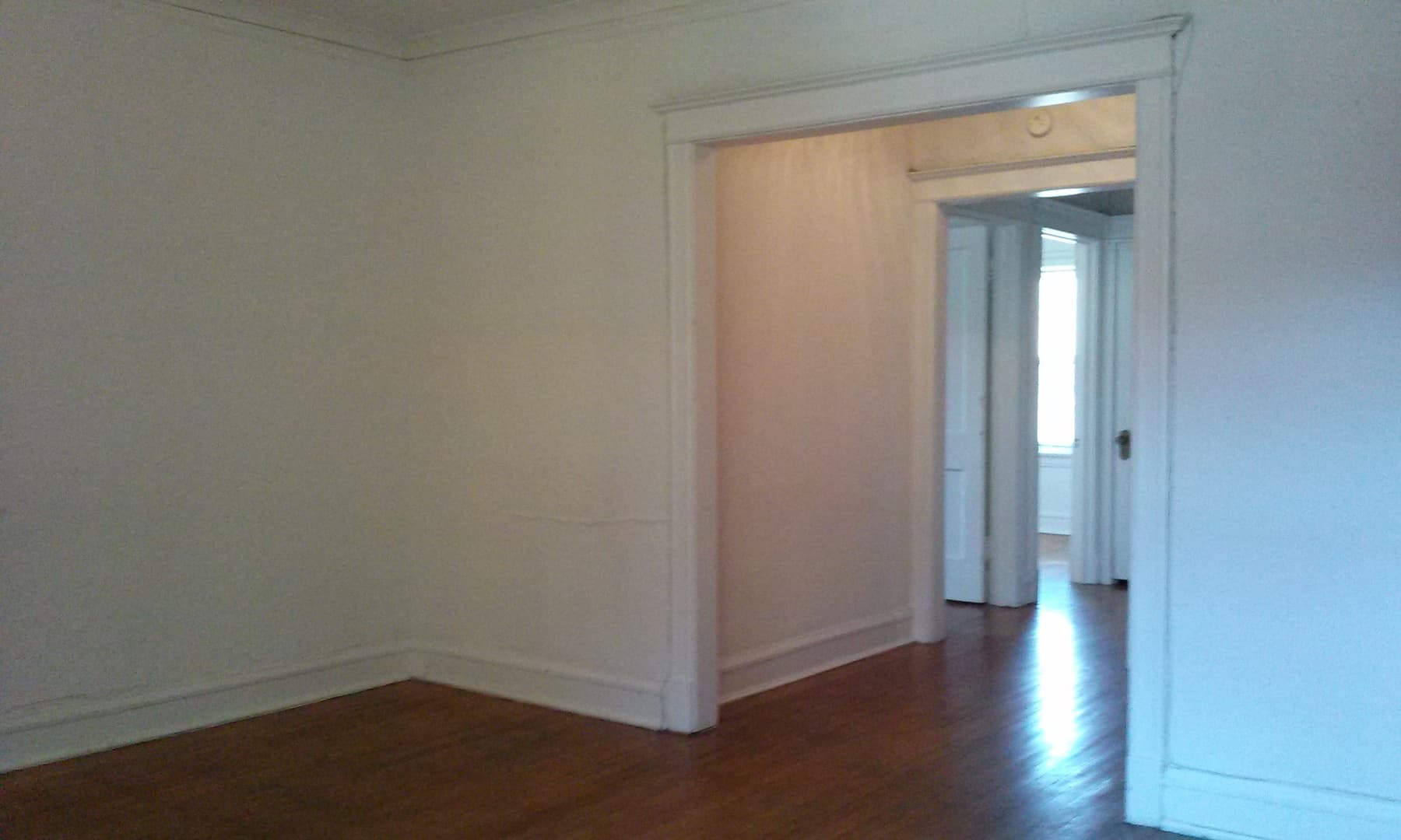 Milwaukee Apartment: 2577-79-81 N Stowell Ave