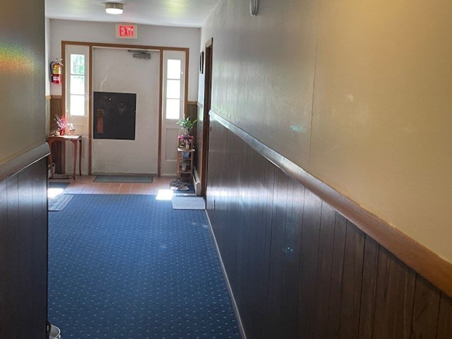 New Holstein Apartment: 1700 Jackson St
