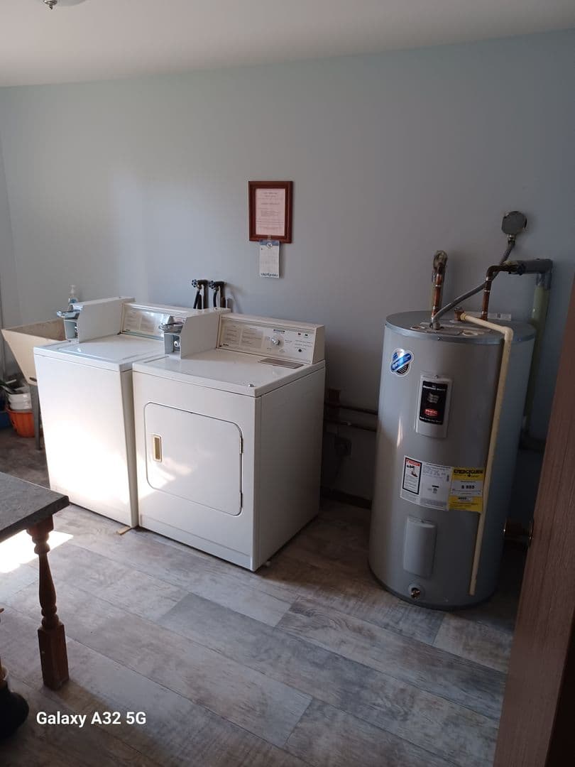 Sheboygan Apartment: 1015 Willow Ave