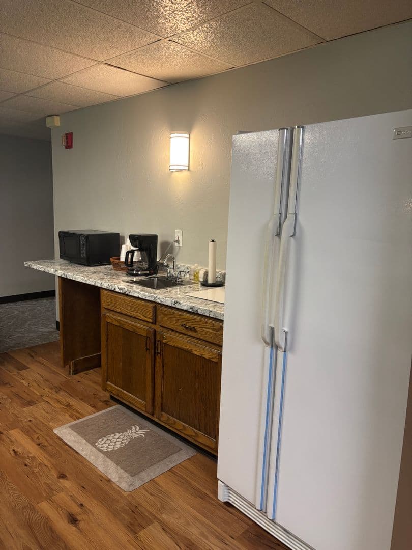 Appleton Apartment: Wiechmann Enterprises II LLC aka Nicolet Apartments
