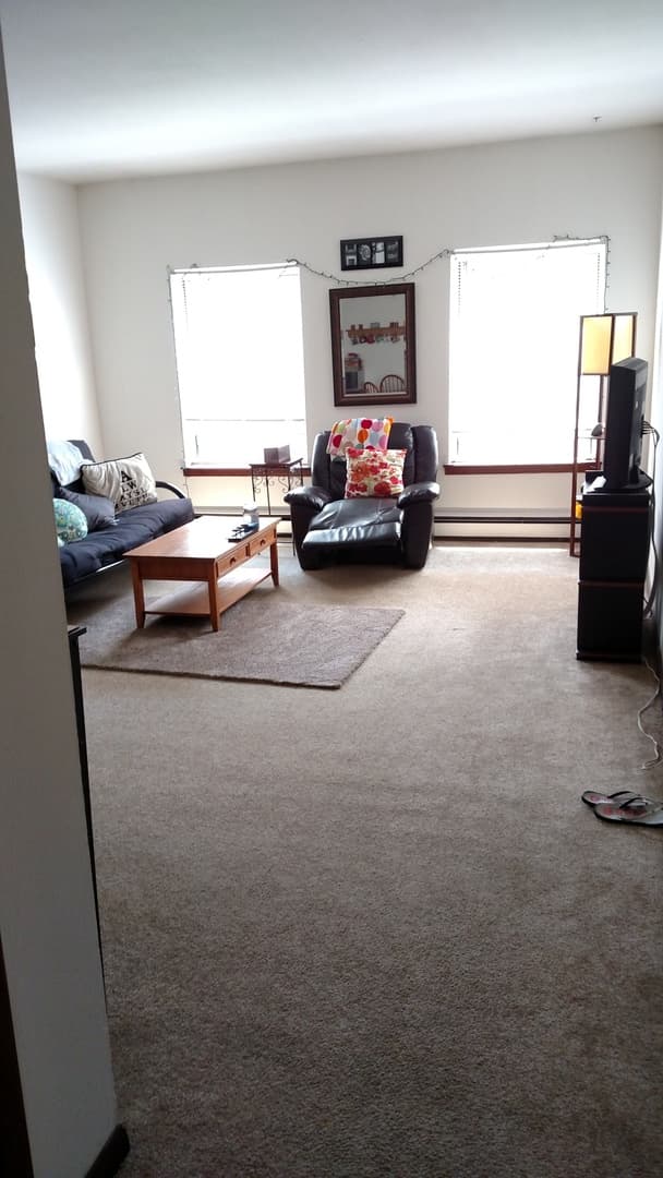 Milwaukee Apartment: 2520 N Stowell Ave