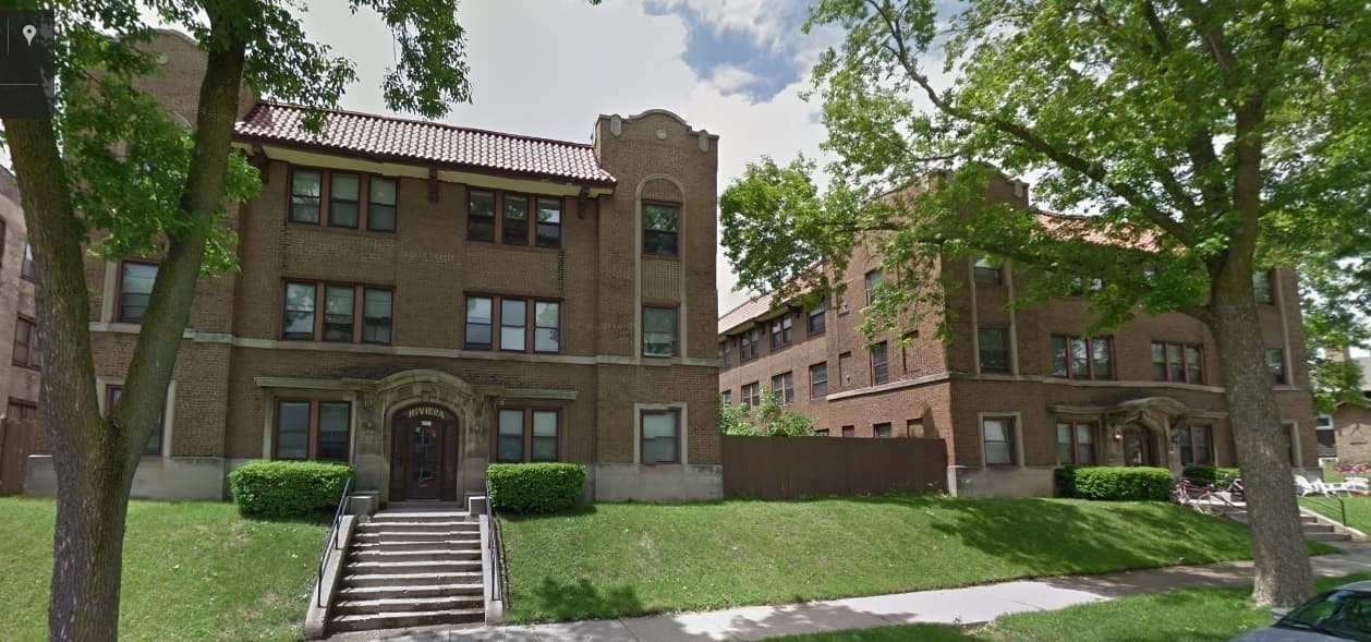 Milwaukee Apartment: 2957 N Bartlett Ave