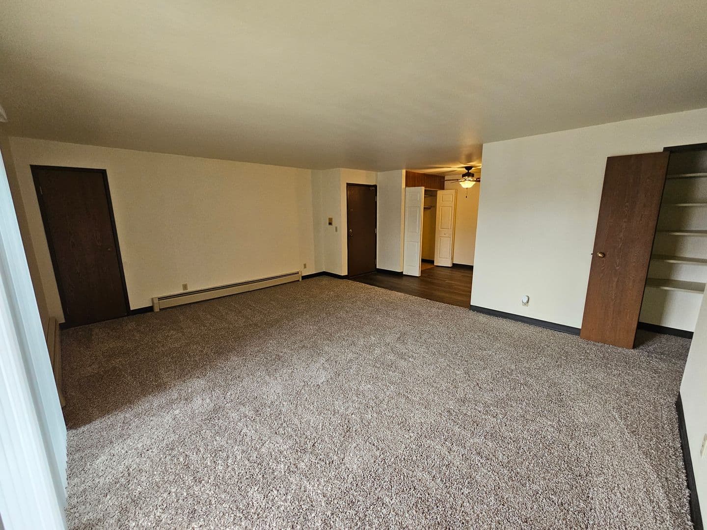 Appleton Apartment: 1201 East Gunn St # 5