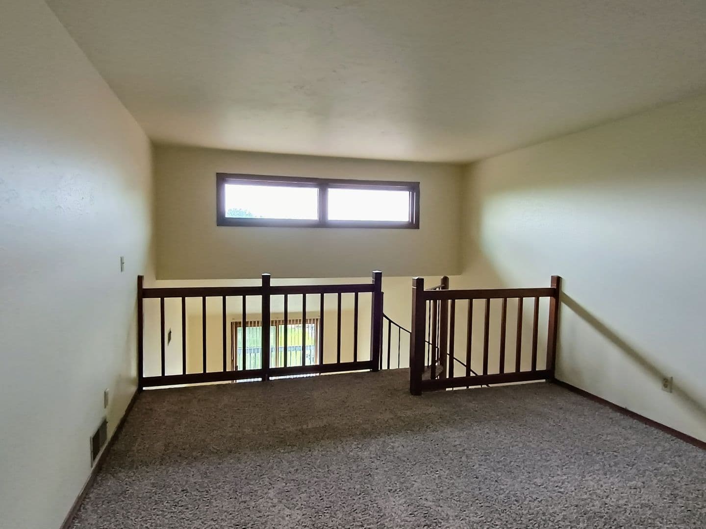 Green Bay Apartment: 2970 Mossy Oak Cir