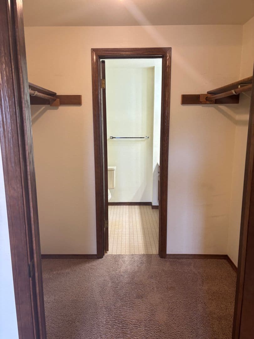 Appleton Apartment: Wiechmann Enterprises II LLC aka Nicolet Apartments