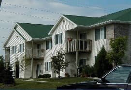 Plymouth Apartment: 225 S River Blvd