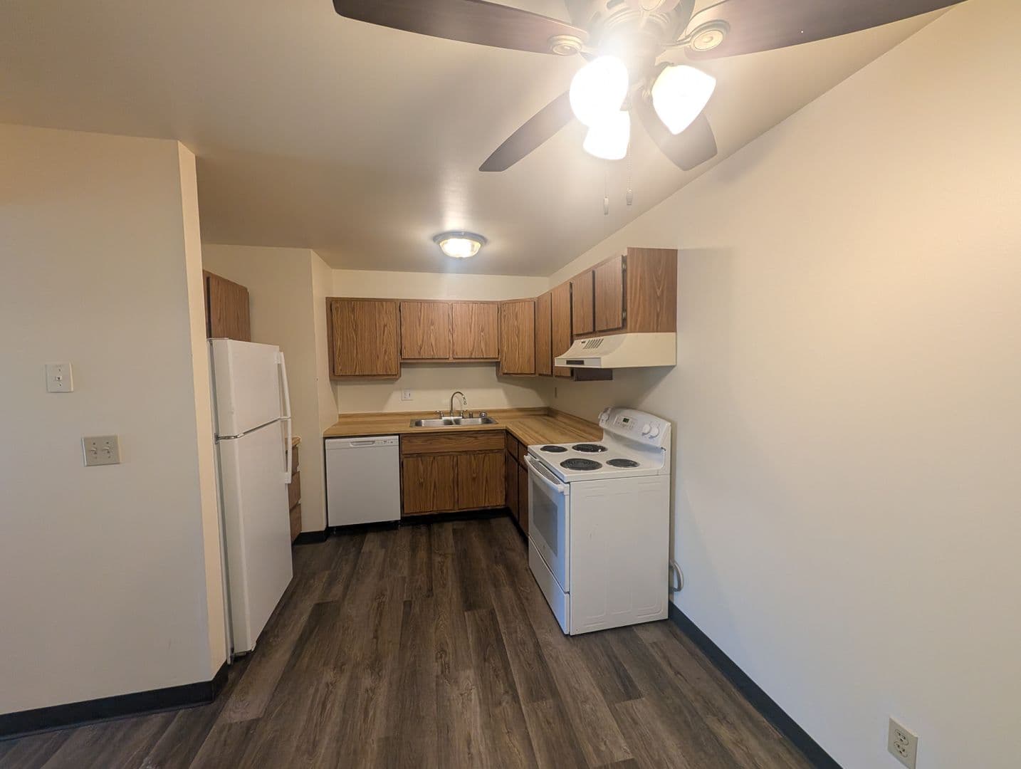 Appleton Apartment: 1201 East Gunn St # 5