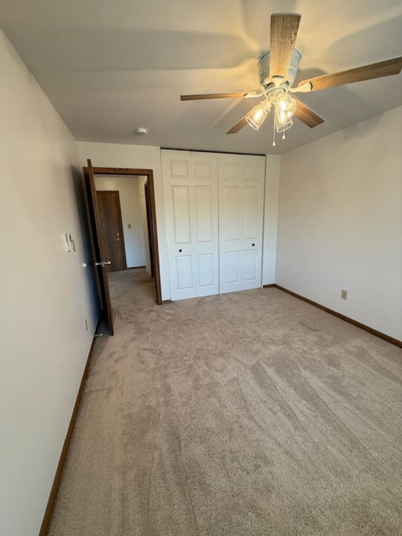 New Holstein Apartment: 2129 Randolph Ave