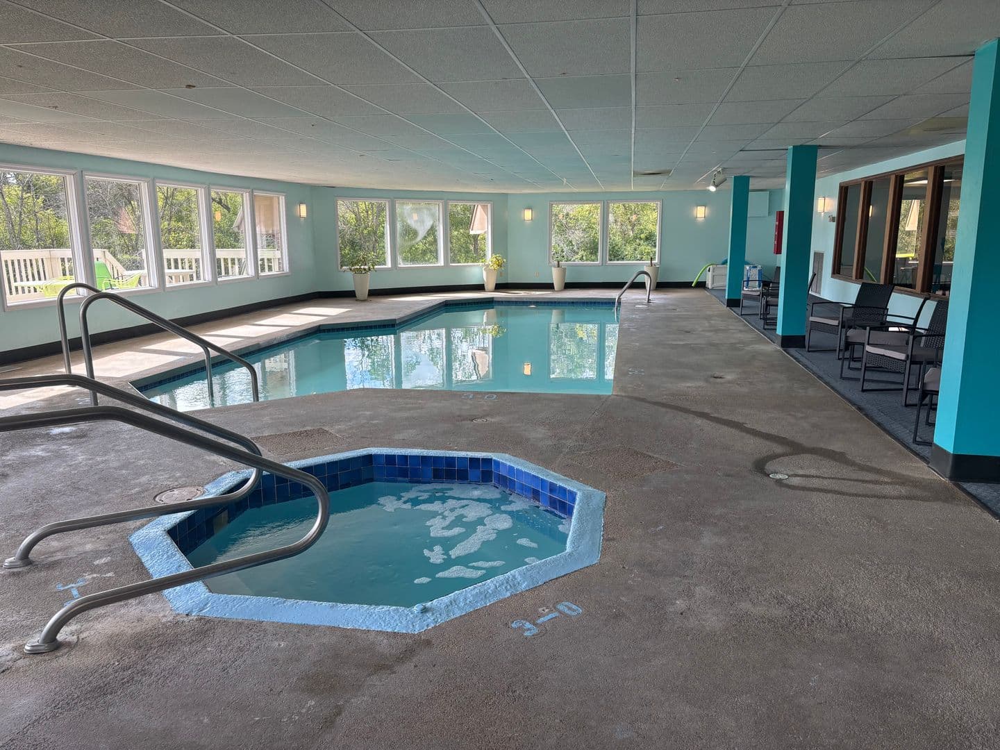 Appleton Apartment: Wiechmann Enterprises II LLC aka Nicolet Apartments