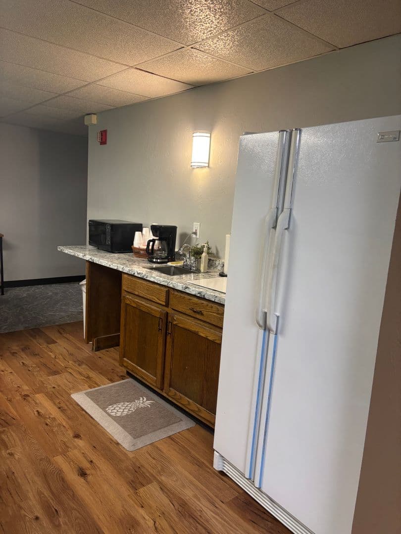 Appleton Apartment: Wiechmann Enterprises II LLC aka Nicolet Apartments