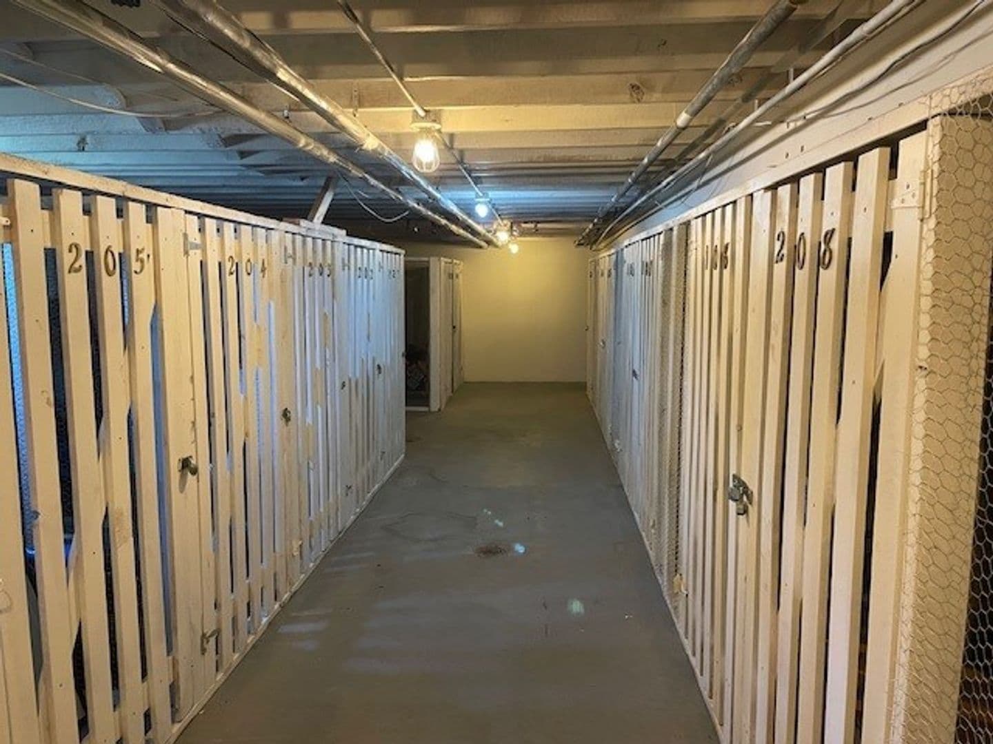 New Holstein Apartment: 2129 Randolph Ave