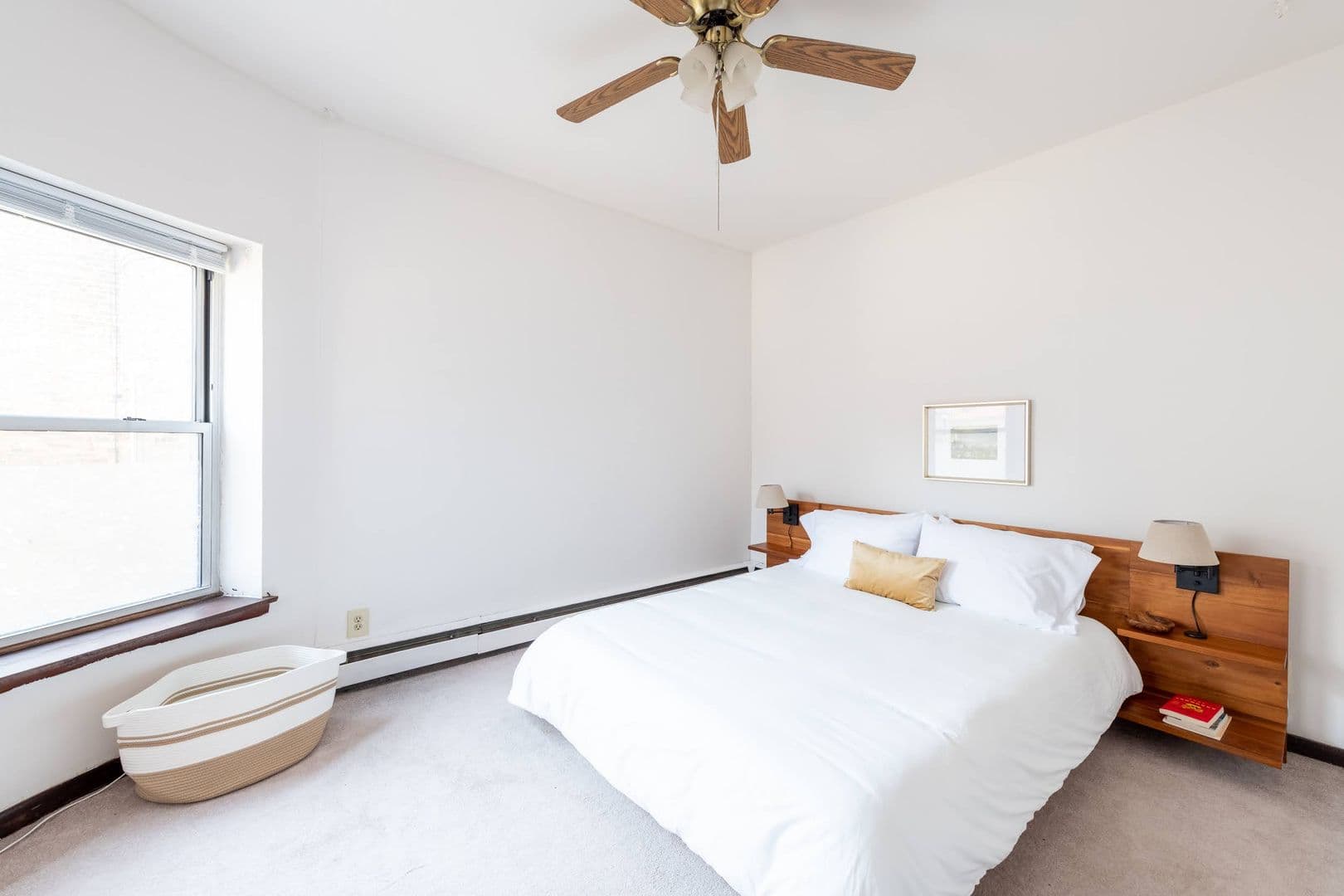 Milwaukee Apartment: 2520 N Stowell Ave