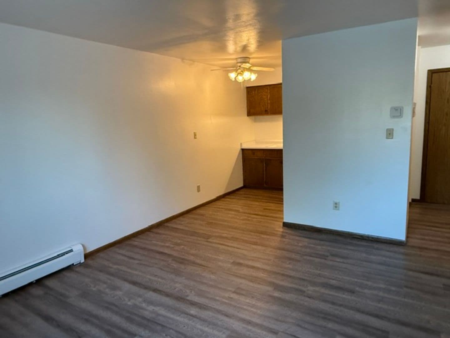 New Holstein Apartment: 2129 Randolph Ave