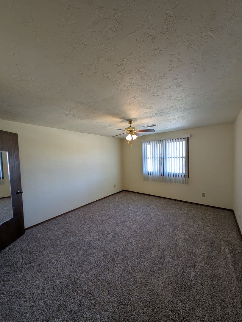 Green Bay Apartment: 2970 Mossy Oak Cir