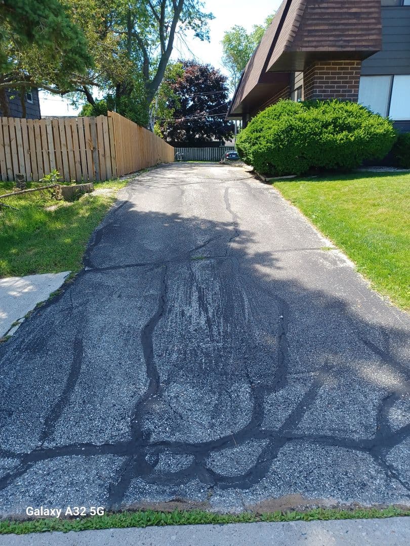 Sheboygan Apartment: 1015 Willow Ave