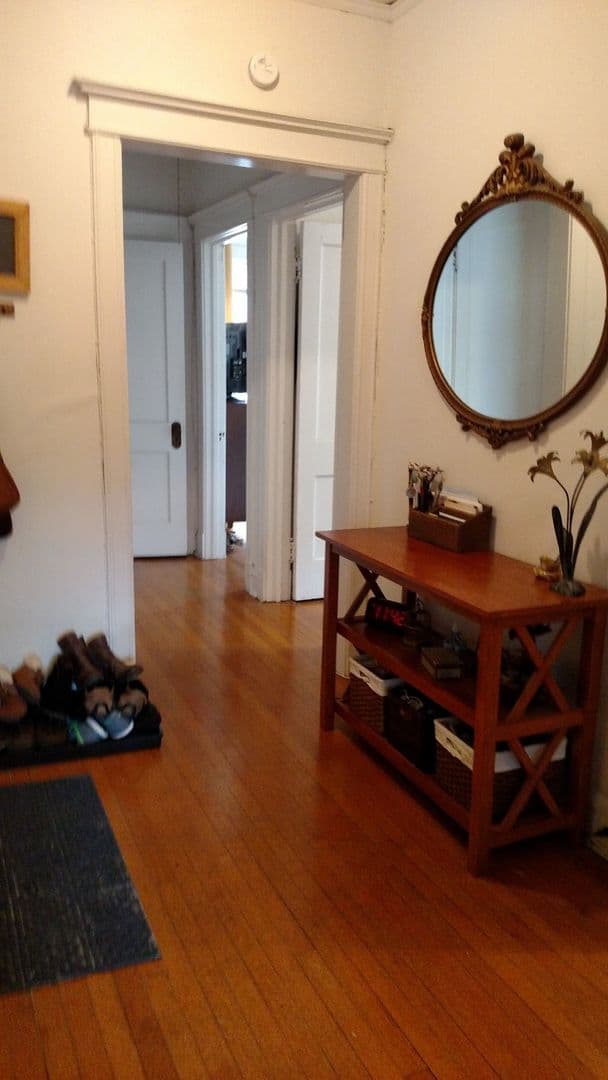 Milwaukee Apartment: 2577-79-81 N Stowell Ave