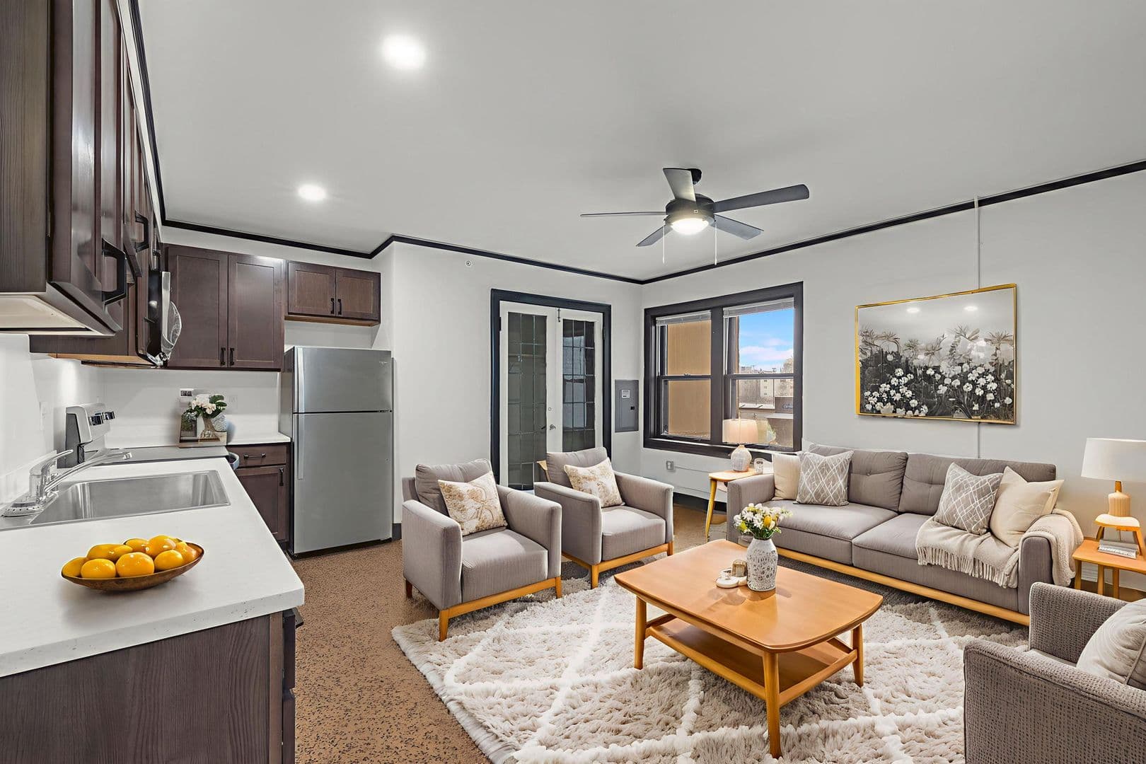 Milwaukee Apartment: 809 N 27th