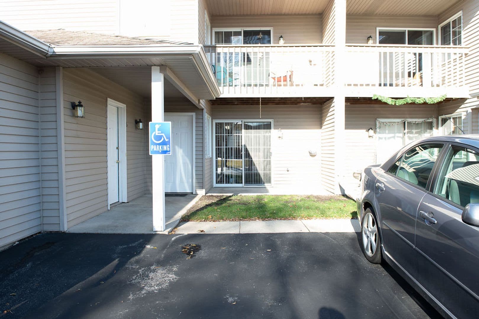 Mayville Apartment: 1245 - 1393 Dayton St.