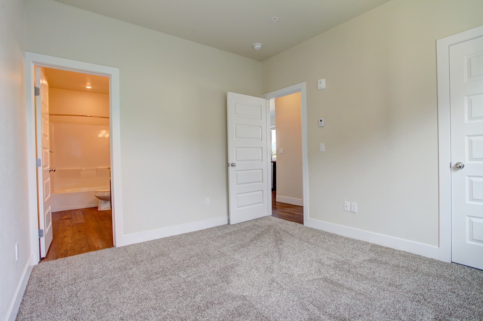 Dillon Apartment: 384 Dillon Ridge Rd