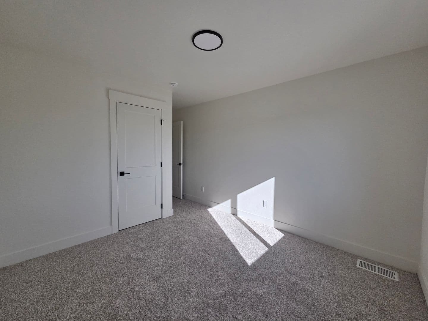 Wilder Apartment: Eden Rose Street