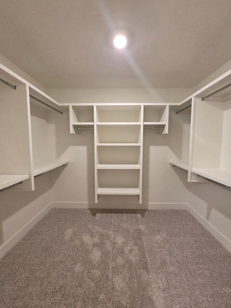 Wilder Apartment: Eden Rose Street