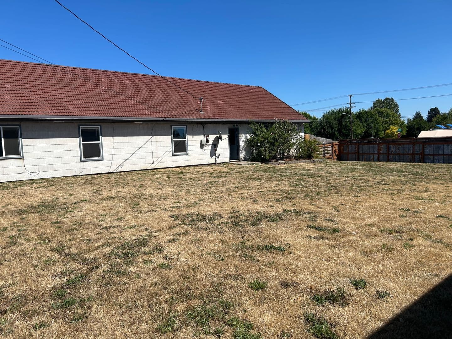 McMinnville House: 1186 NE Alpine Ave