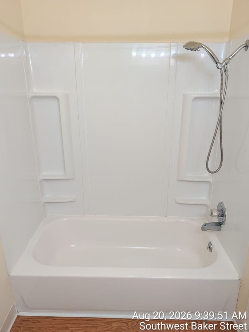 McMinnville Apartment: 848 SW Taft St