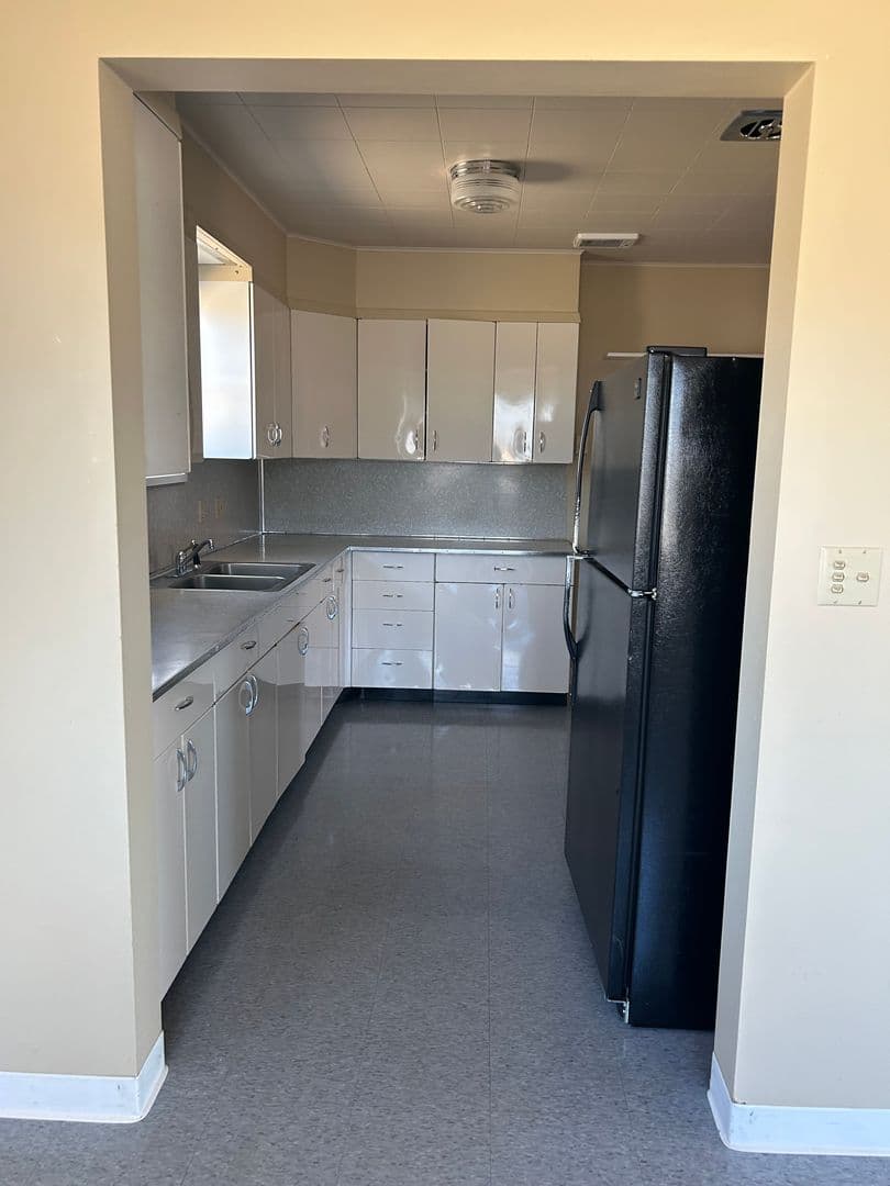 McMinnville House: 1186 NE Alpine Ave