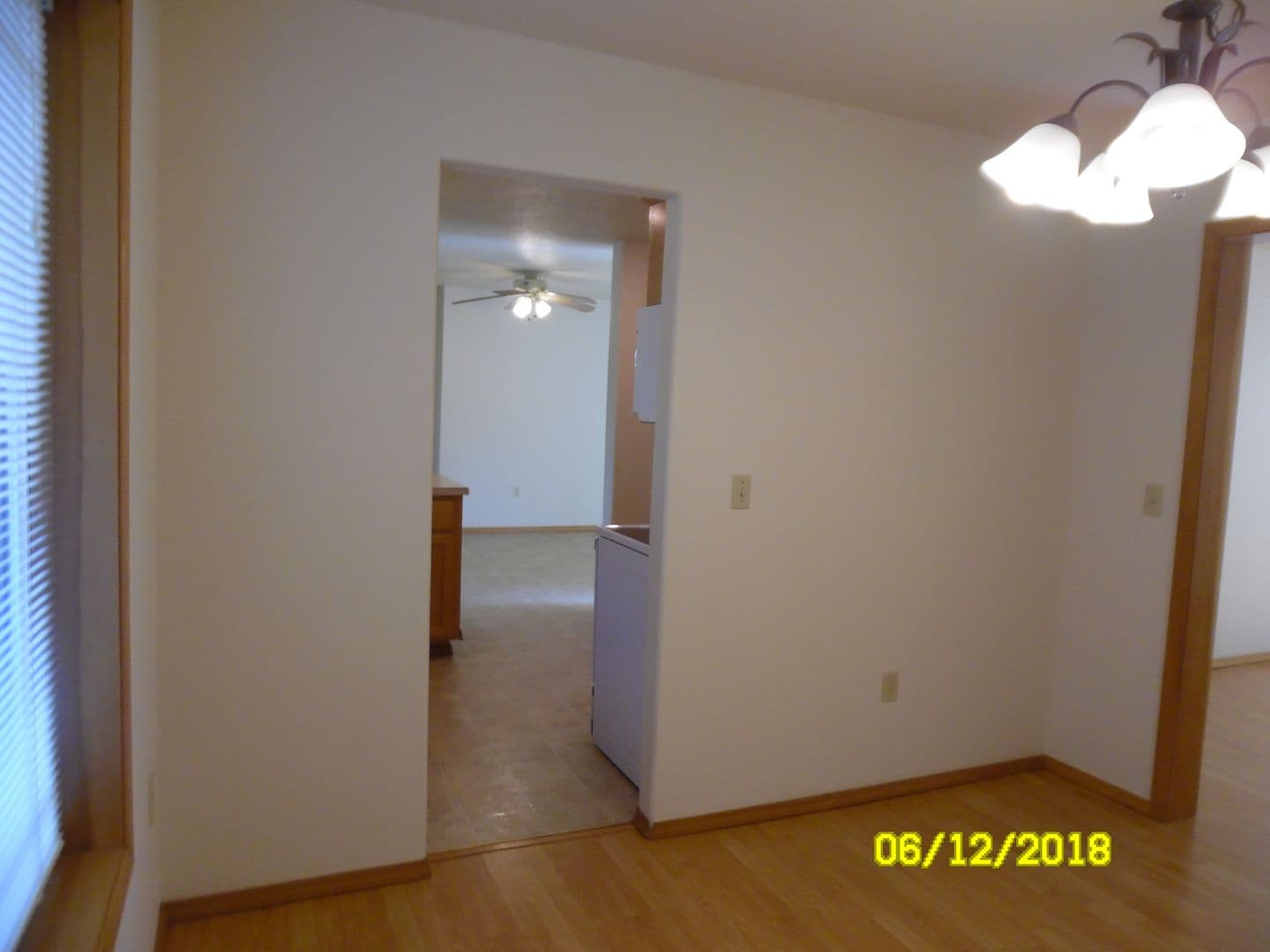 McMinnville House: 595 SW Fleishauer