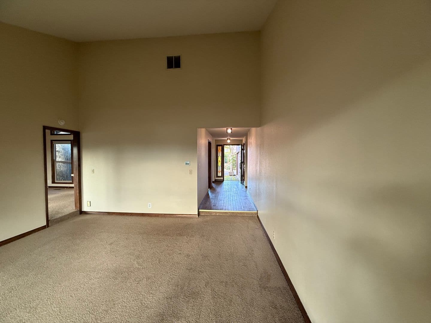 McMinnville House: 1150 NW Sunnywood Ct.