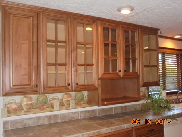 McMinnville House: 911 NW Oakwood Circle