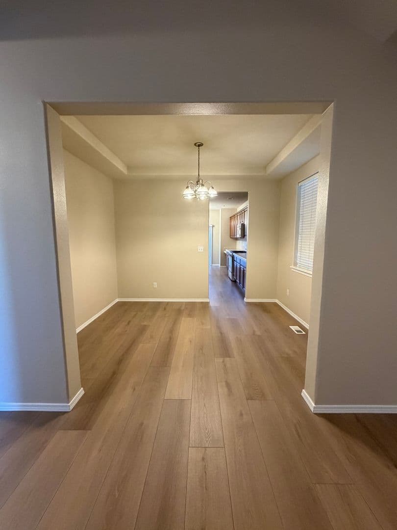 Newberg House: 413 Roger Smith Dr.