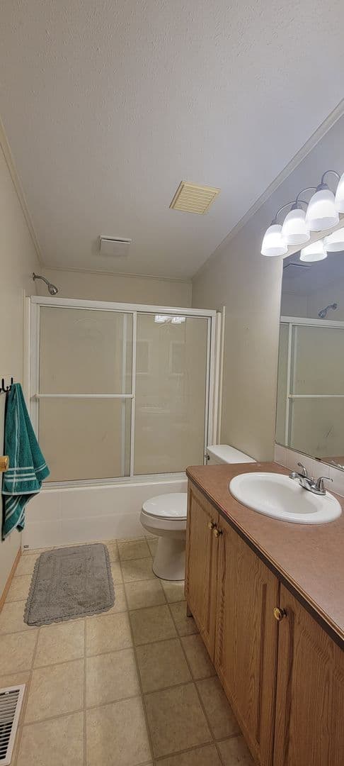 Sheridan House: 8090 Sawtell Rd