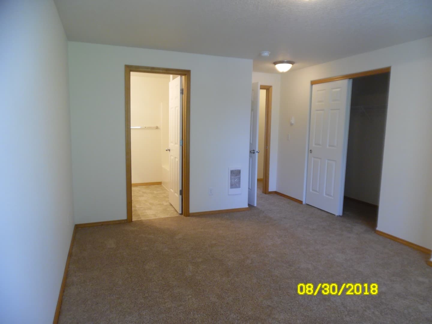 Newberg House: 2356 E. 3rd St