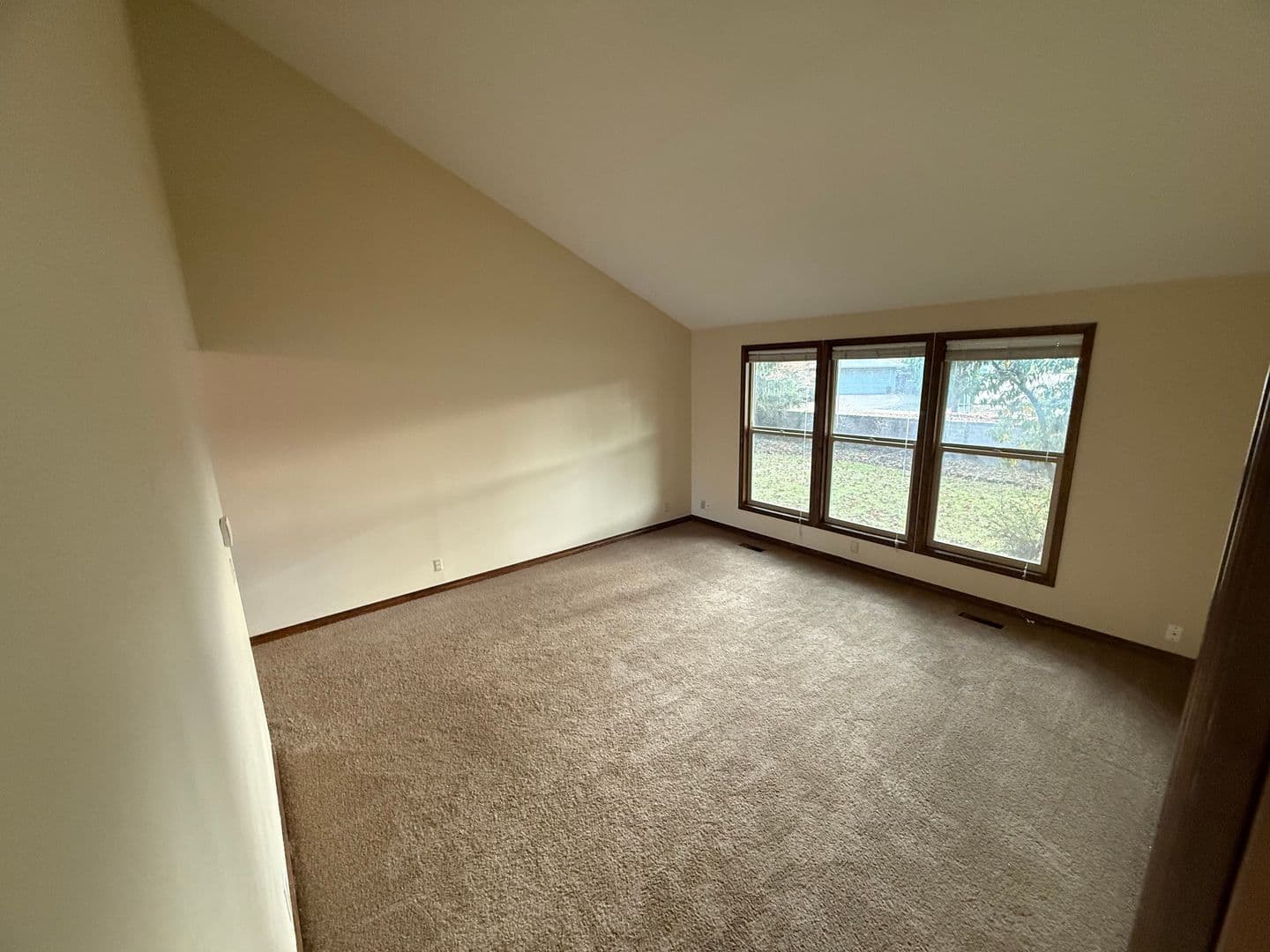 McMinnville House: 1150 NW Sunnywood Ct.