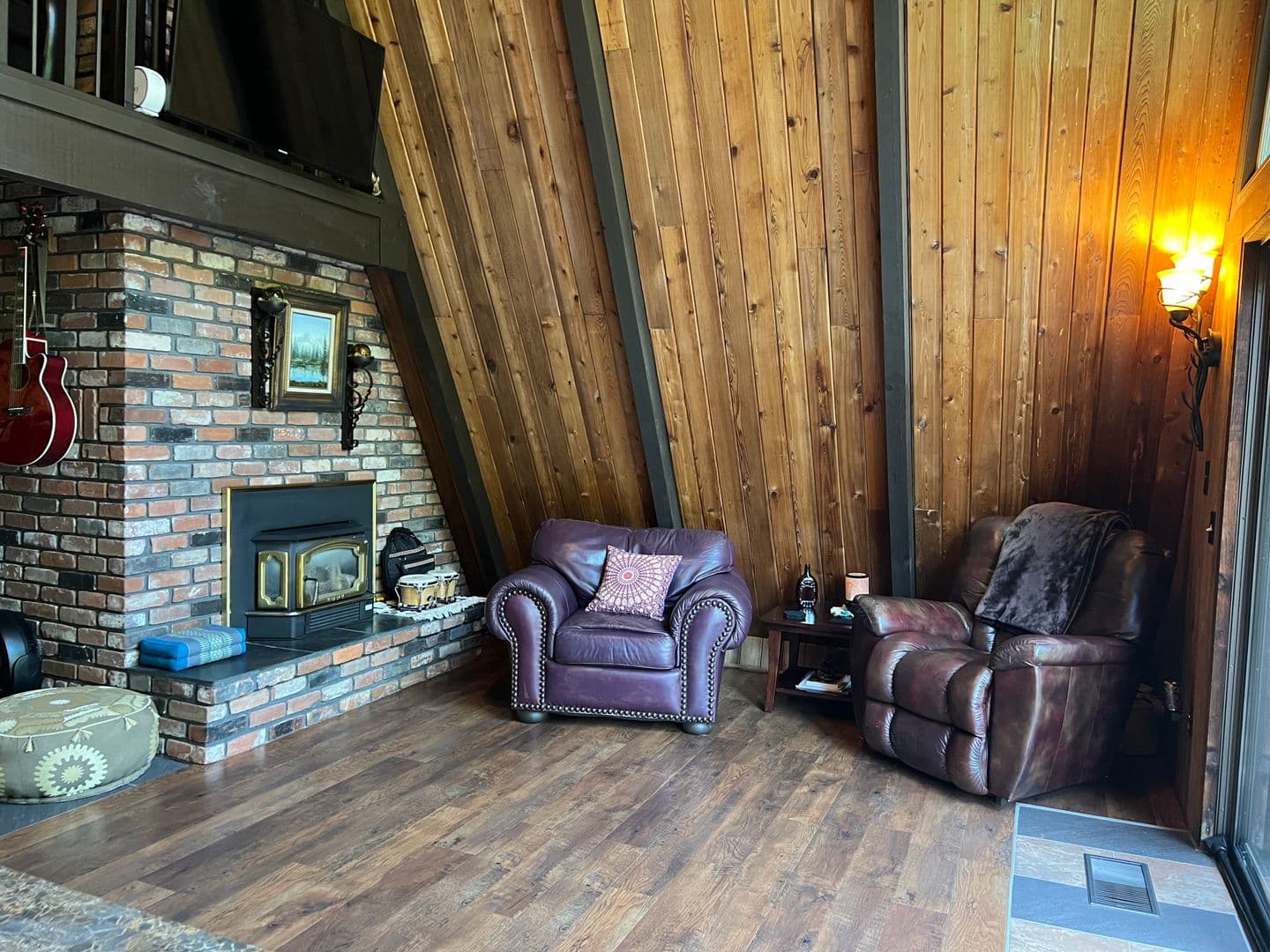 Yamhill House: 15301 NW Moores Valley Rd