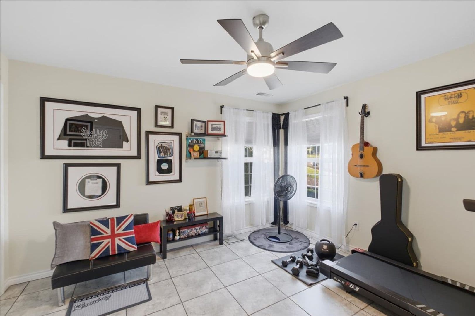 McMinnville House: 1235 NW Countryside Ct