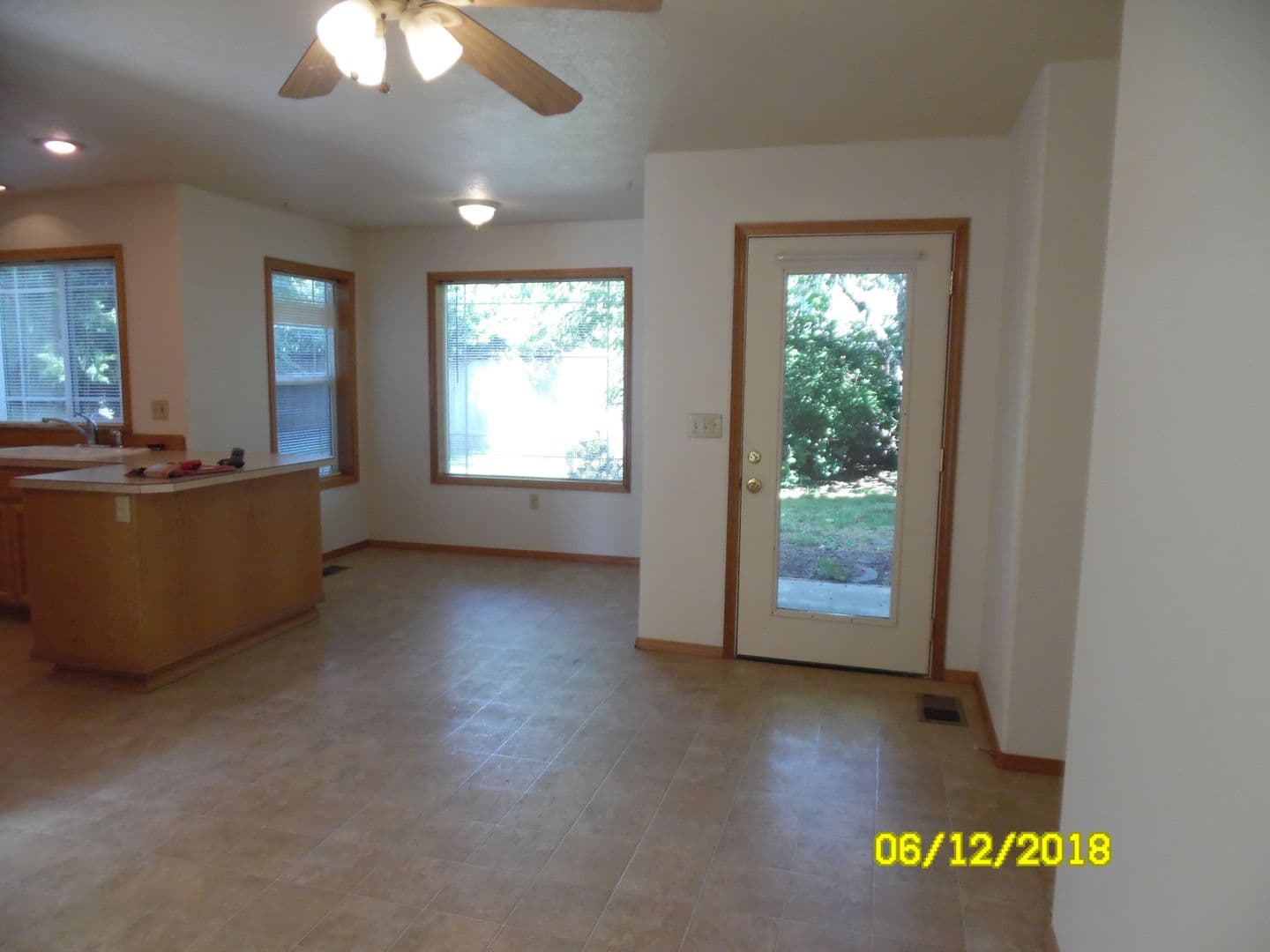 McMinnville House: 595 SW Fleishauer