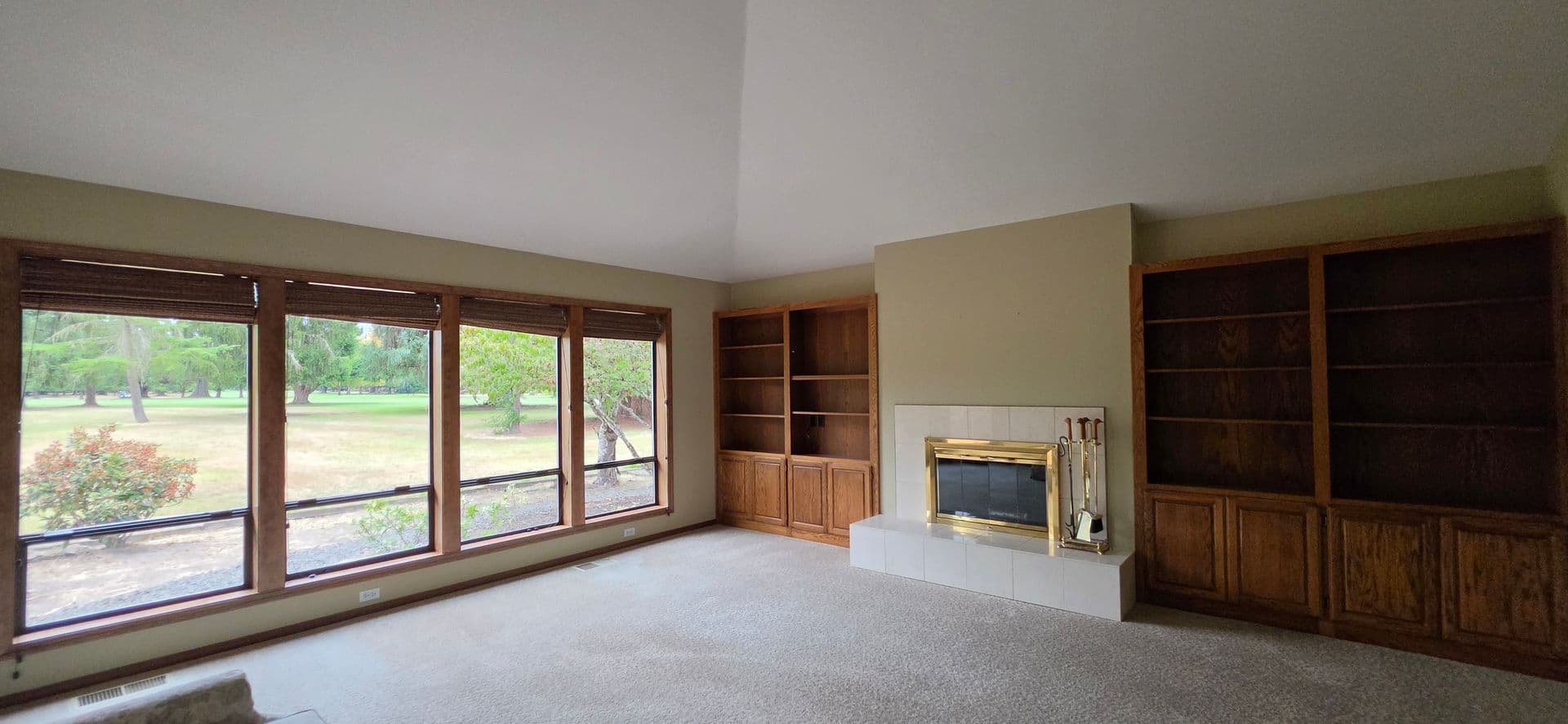McMinnville House: 2200 NW Doral St