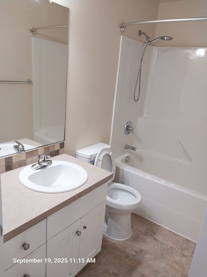 McMinnville House: 2050 NW Yohn Ranch
