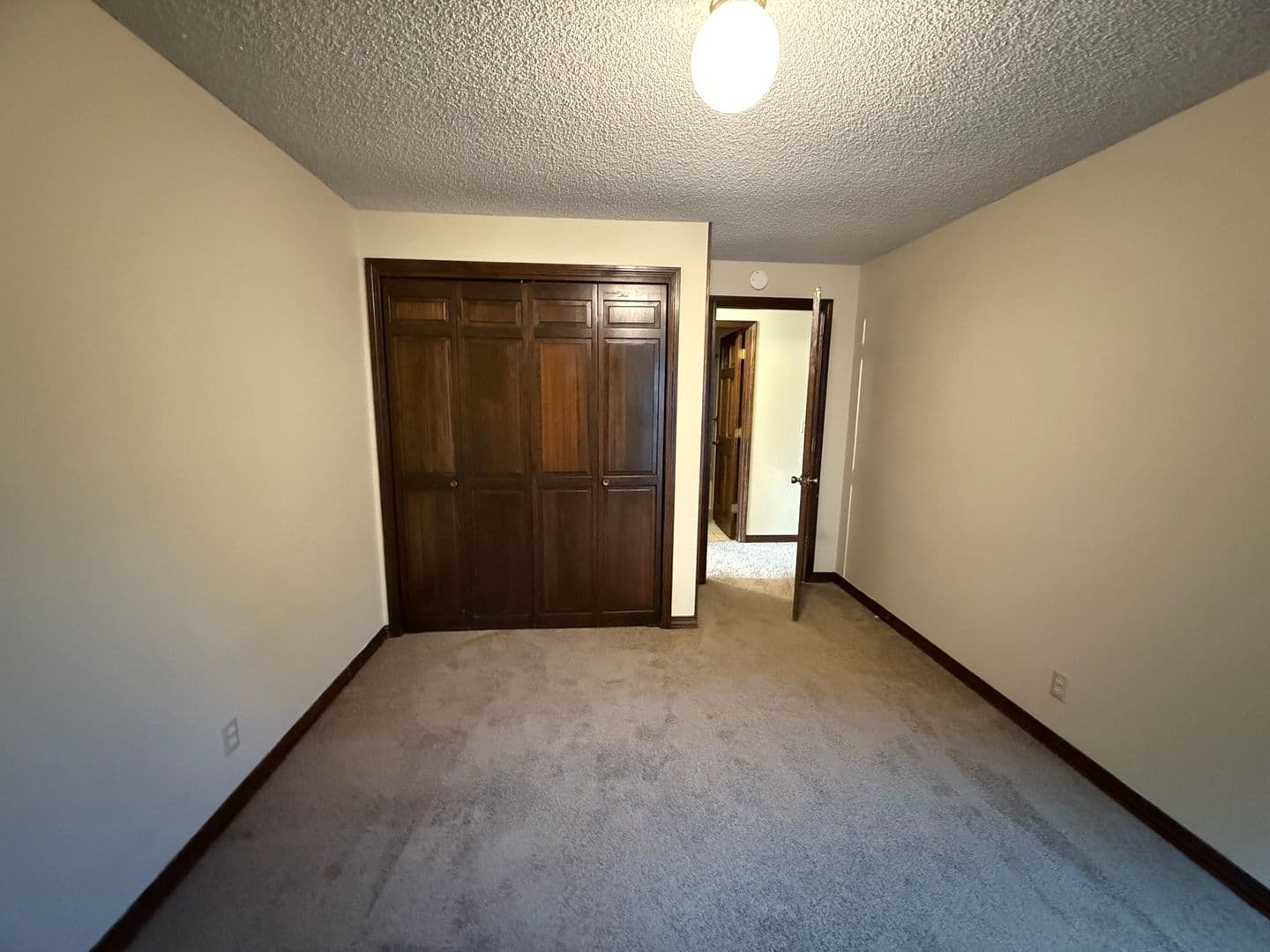 McMinnville House: 1150 NW Sunnywood Ct.