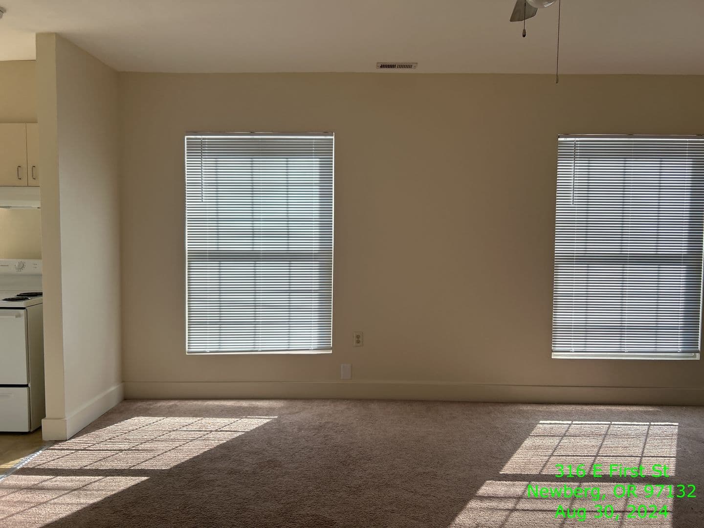 Newberg Apartment: 312-16 E. 1st St.