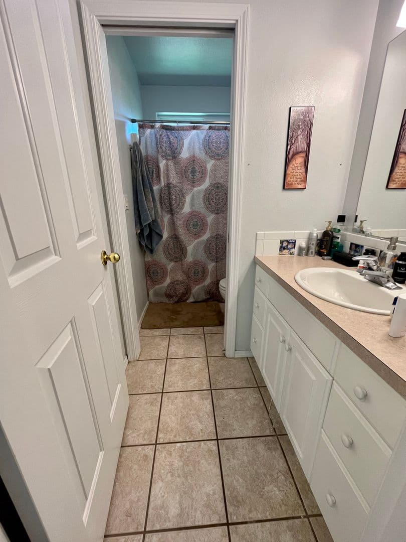 McMinnville House: 2383 NW Victoria Ct
