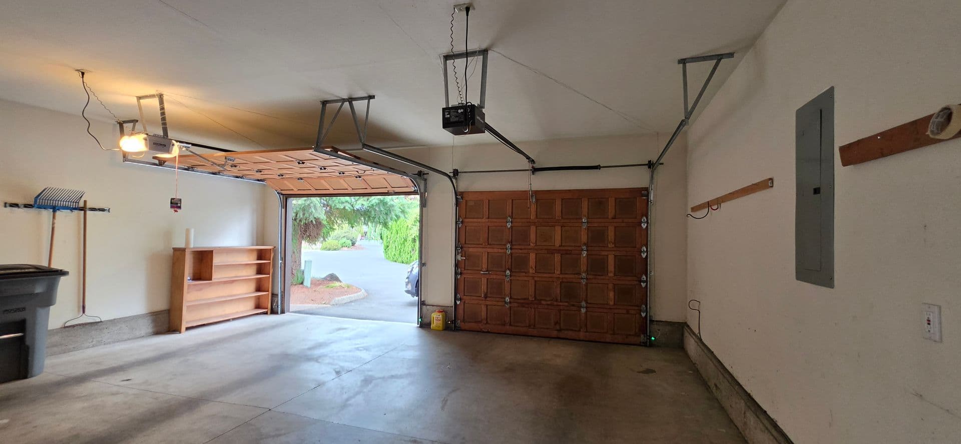 McMinnville House: 2200 NW Doral St