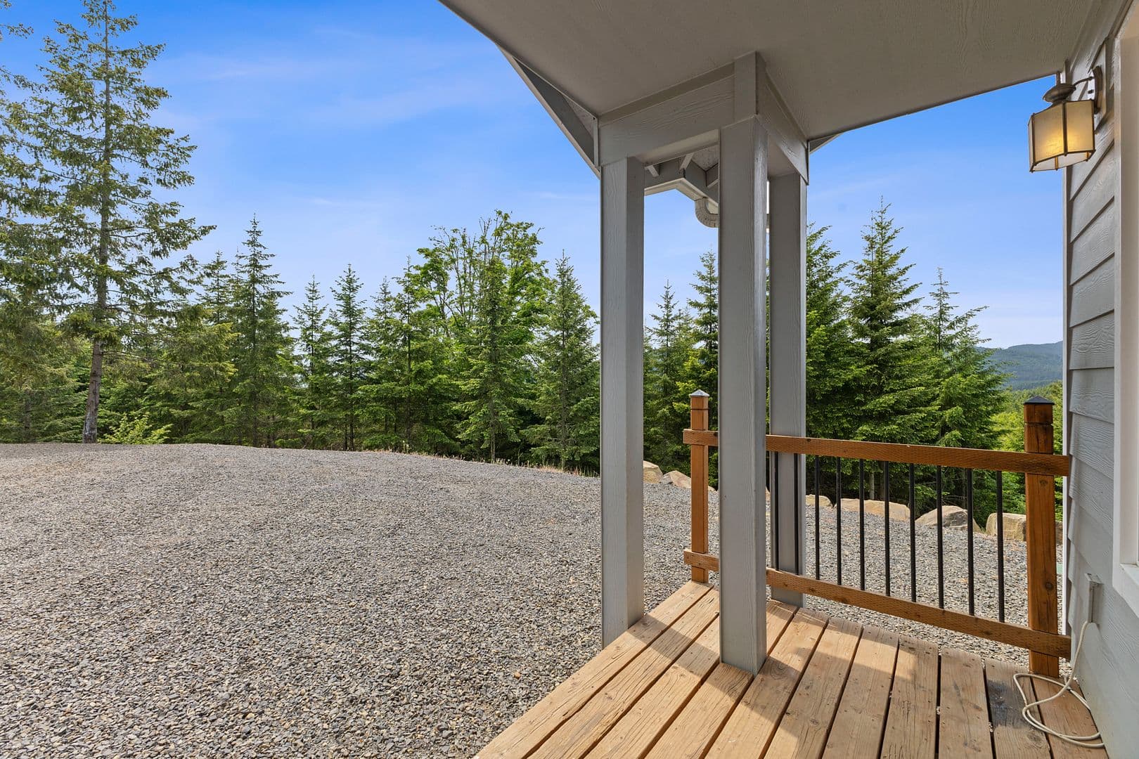 McMinnville House: 6015 NW High Heaven Rd