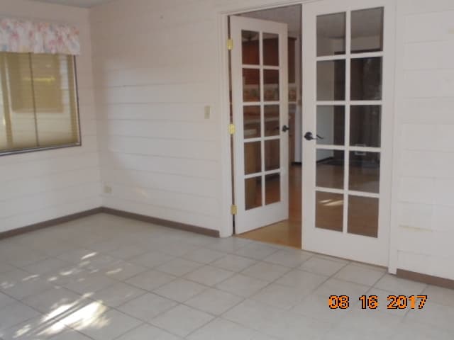 McMinnville House: 911 NW Oakwood Circle